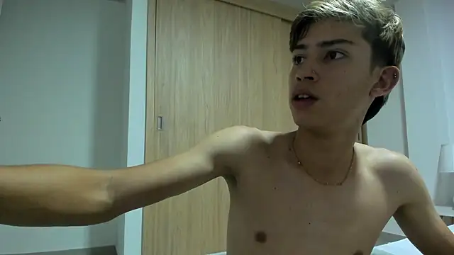 Baby_noahtt live XXX chat
