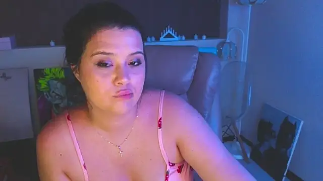 Chat +18 de Malika_uAngel ao vivo