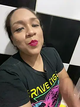 YoSoy_Estrellita live XXX chat