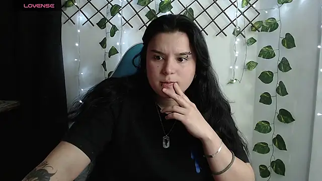Nika_1_'s Live XXX Chat