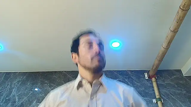 Adams_SanzのライブXXXチャット