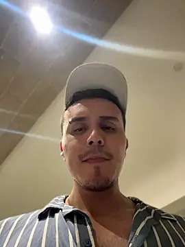 Chat XXX en directo de adam-rivera