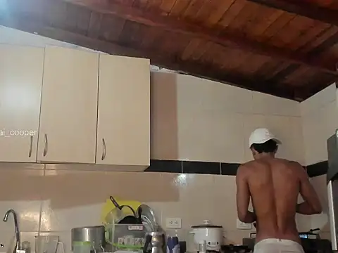 Chat +18 de sai_cooper ao vivo