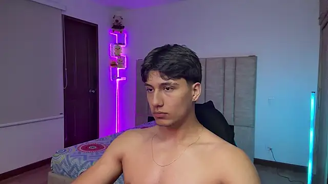 CHRIS_MORGAN1 Live XXX-Chat
