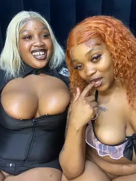 THICKBARBIE32n Live XXX chat