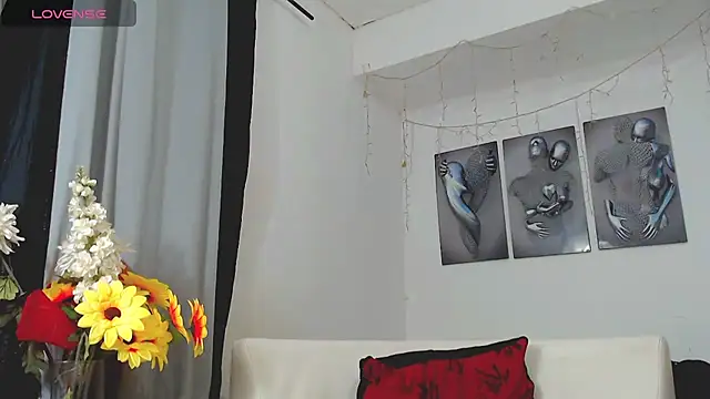 FranchescaSexy1's Live XXX Chat