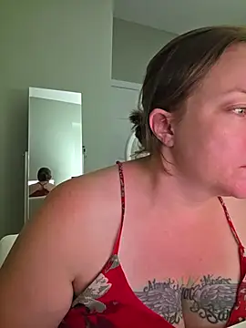 julimonroe's Live XXX Chat