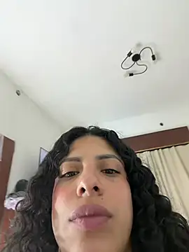 Chat XXX en directo de Shurabig