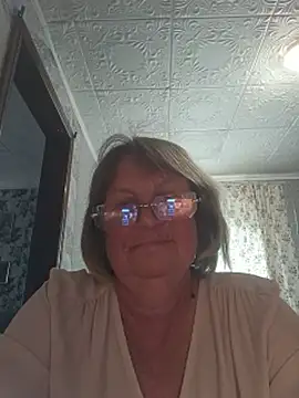 Вебкам-шоу MilashkaCutie50