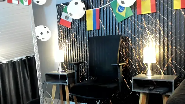 Czat XXX na żywo – clara_heat