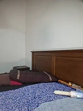 naughtyjaanu élő XXX-chatje