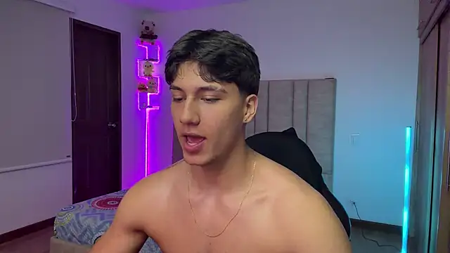 CHRIS_MORGAN1 XXX чат на живо