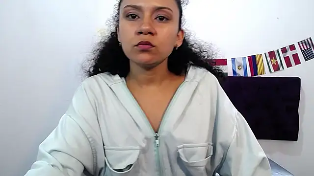 Chat XXX en directo de Little18Doll