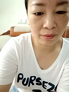 mimi2052 live XXX chat