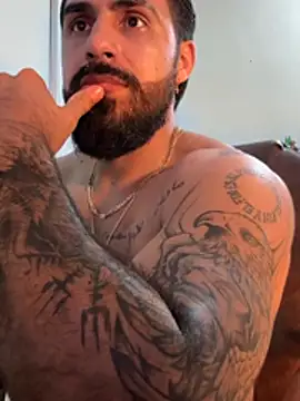Chatroom XXX en direct de Ryan_Black3