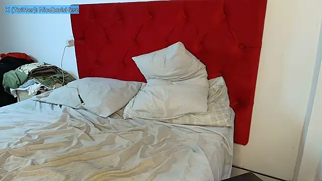 NicoDavisOfficial Webcamshow