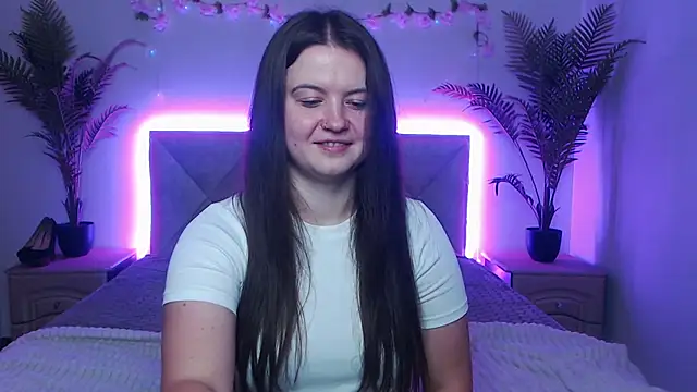 MavkaCute Adlı Modelin Canlı XXX Sohbeti