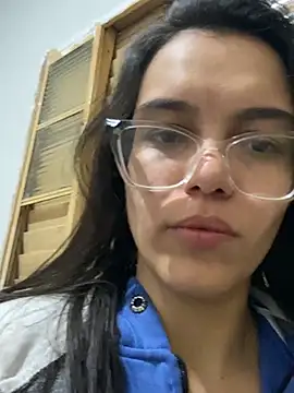 Show de Freya1104 na webcam