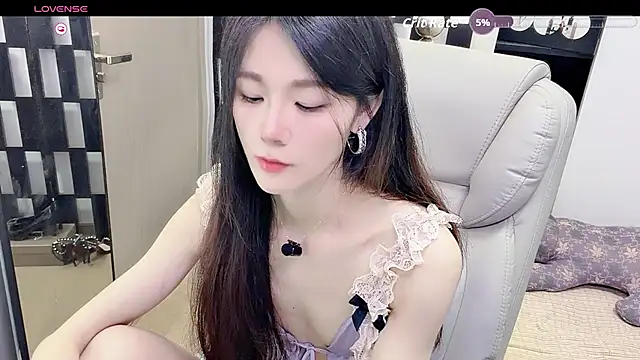 Yueyue-MM Adlı Modelin Canlı XXX Sohbeti