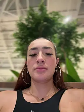 ariiel_ Chat XXX in diretta