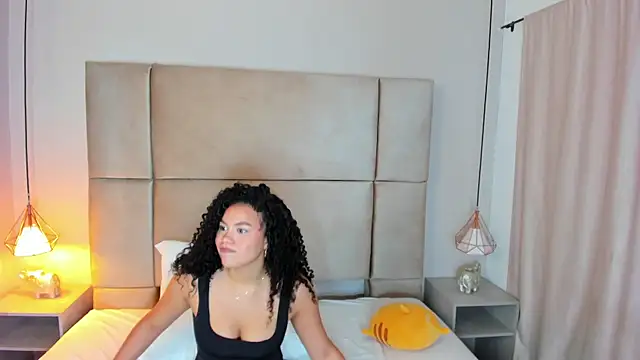 jadetorres_ Adlı Modelin Canlı XXX Sohbeti