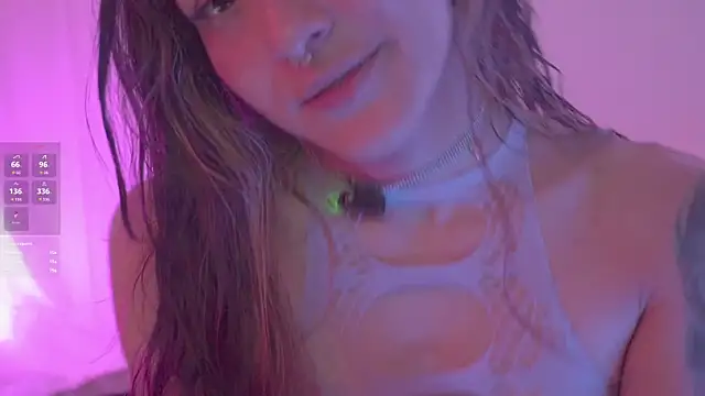 honeey_ লাইভ XXX চ্যাট