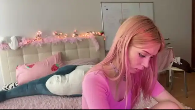 sexy_cute18's Live XXX Chat