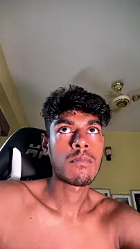 XXX chat uživo modela GunSlay