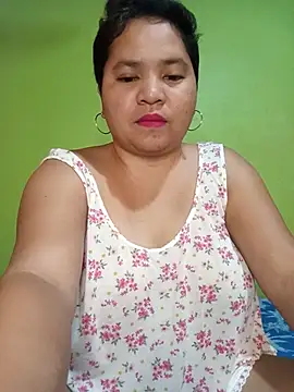 hotpussyxxx33x's Live XXX Chat