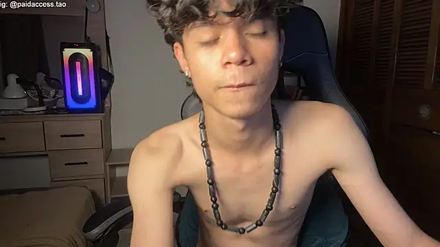 Онлайн чат XXX OopsAgain_