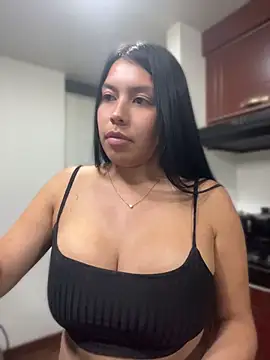 Iam-sophia27 Chat XXX in diretta