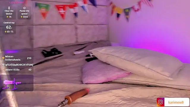 _karime_ Adlı Modelin Canlı XXX Sohbeti
