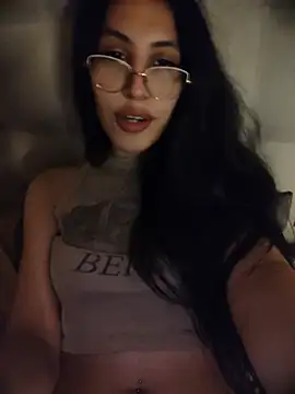 Pamwuw8's Live XXX Chat