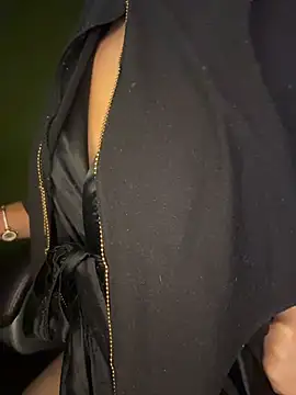 Chat +18 de zahra_Jalid ao vivo