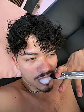 NicolaiKarav 웹캠 쇼