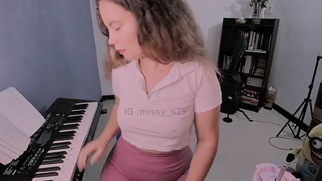 gigi_stephans Adlı Modelin Canlı XXX Sohbeti