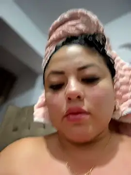Chat XXX en directo de shashemel