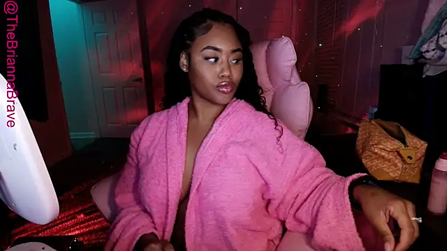 Chat XXX en directo de BriannaBrave