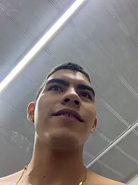 Sebastian_Vega's Live XXX Chat