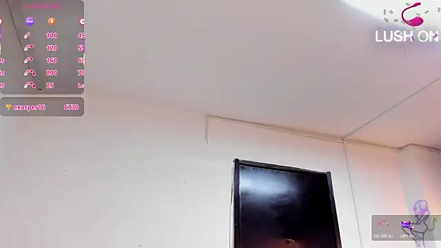 Julieta_Slav3 élő XXX-chatje