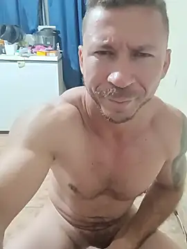 RobertoLuiz84n Live XXX chat