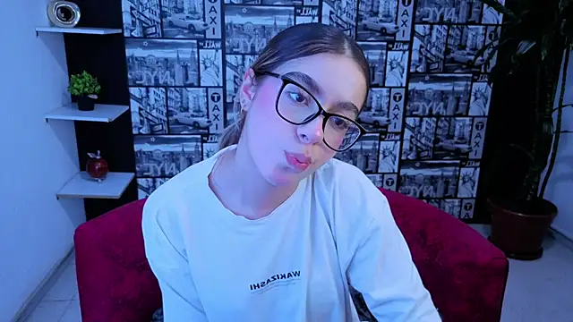 XXX chat uživo modela mia_desiring