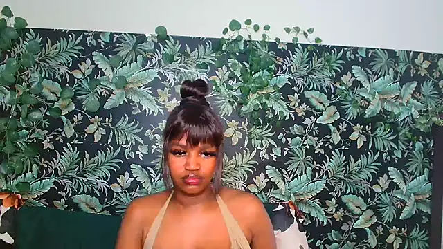 Chat +18 de FAIRYBABE ao vivo