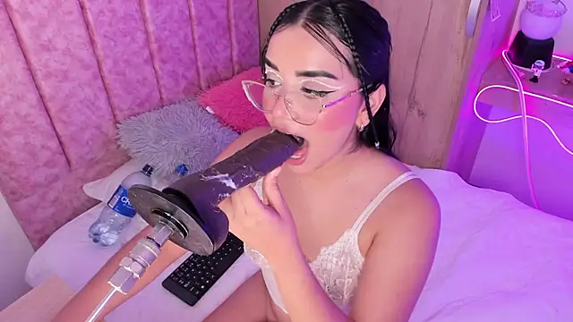 laana_foxx's Live XXX Chat
