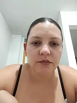Онлайн чат XXX Mia_Hampton
