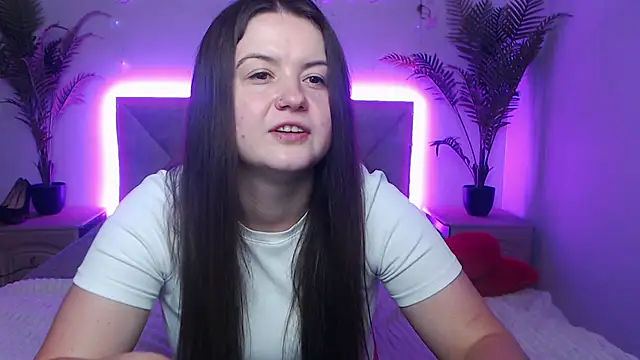 Chat +18 de MavkaCute ao vivo