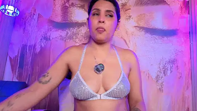 Chatroom XXX en direct de scarletbaker_