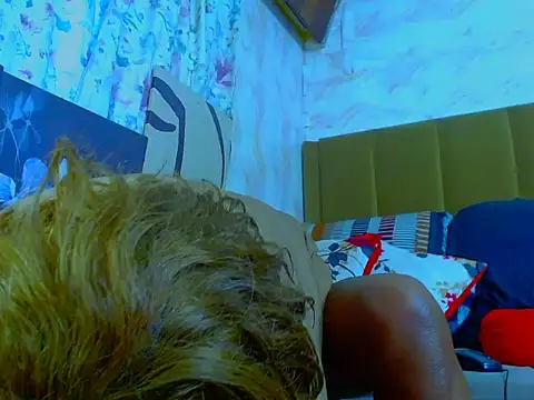 MissParis26 Chat XXX in diretta