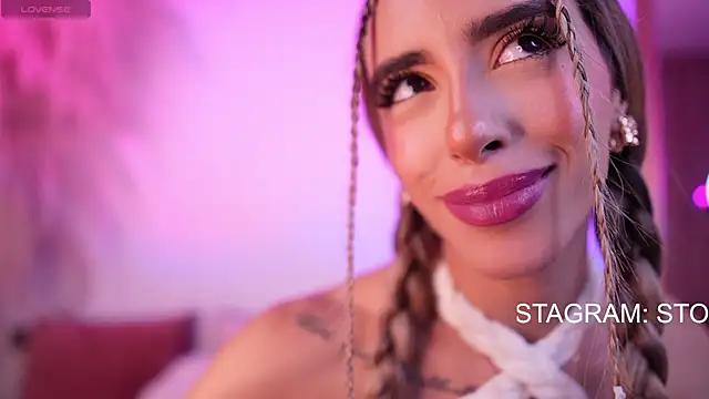 StormiRusso's Live XXX Chat