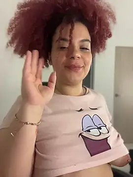 Chat XXX en directo de Leyah__